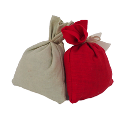 Perfumed bags in linen with a mix of Mediterranean herbs